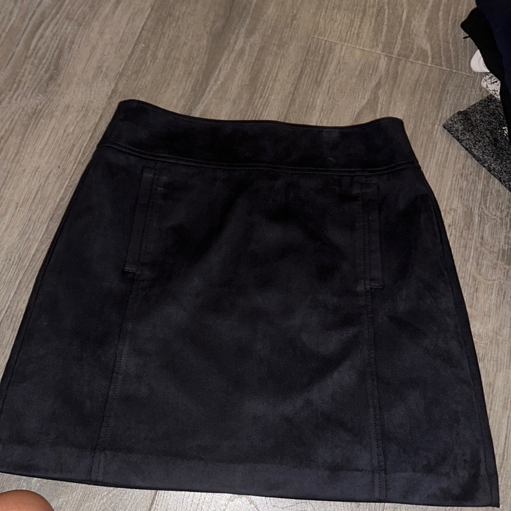 LOFT NAVY SUEDE MINI SKIRT SIZE 8
